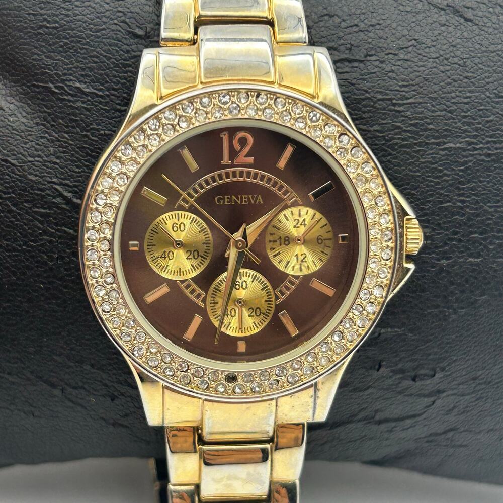 Geneva Gold-tone Crystal Bezel Women’s Watch Working New Battery